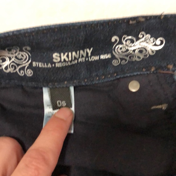 Express Stella Skinny Low Rise Jeans - Picture 4 of 5